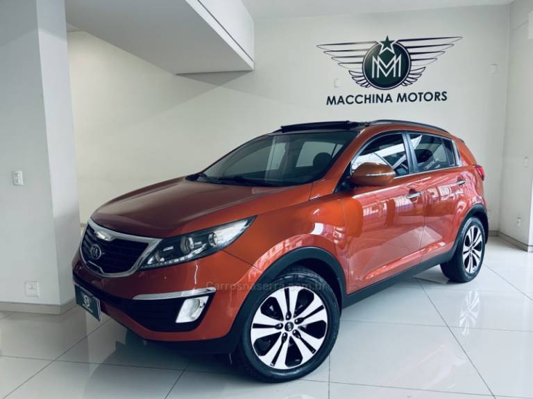 KIA MOTORS - SPORTAGE - 2013/2014 - Laranja - R$ 79.990,00