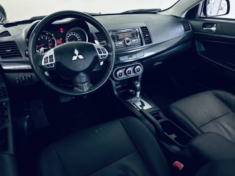 MITSUBISHI - LANCER - 2013/2014 - Cinza - R$ 59.990,00