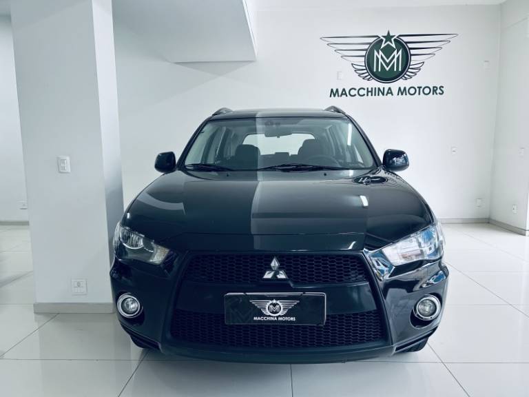 MITSUBISHI - OUTLANDER - 2012/2013 - Preta - R$ 58.990,00