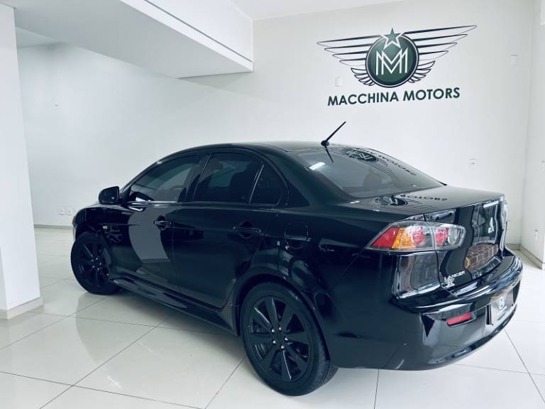 MITSUBISHI - LANCER - 2013/2014 - Preta - R$ 58.990,00