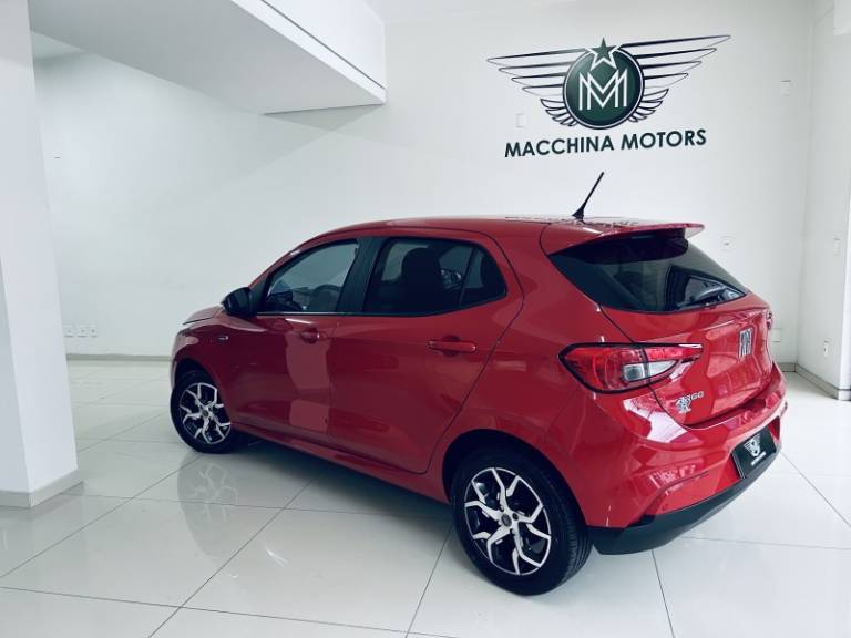 FIAT - ARGO - 2018/2019 - Vermelha - R$ 53.990,00