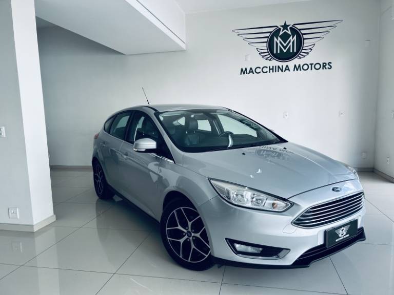 FORD - FOCUS - 2015/2016 - Prata - R$ 59.990,00