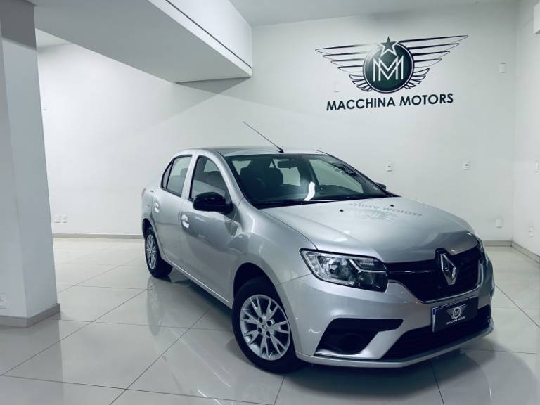 RENAULT - LOGAN - 2021/2022 - Prata - R$ 62.990,00
