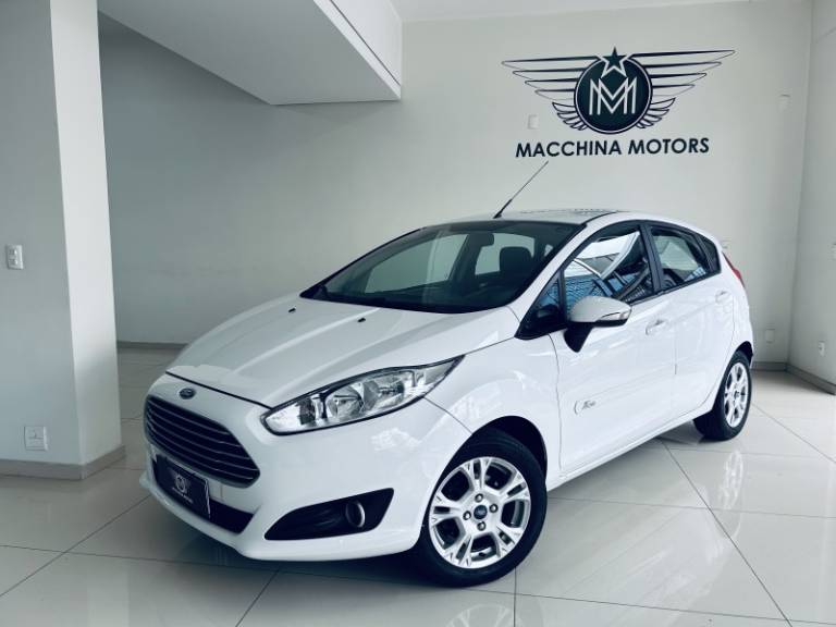 FORD - FIESTA - 2015/2015 - Branca - R$ 41.990,00