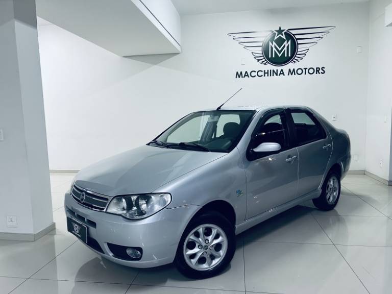 FIAT - SIENA - 2006/2007 - Prata - R$ 20.990,00