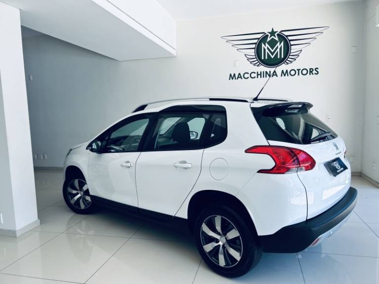 PEUGEOT - 2008 - 2017/2018 - Branca - R$ 59.990,00
