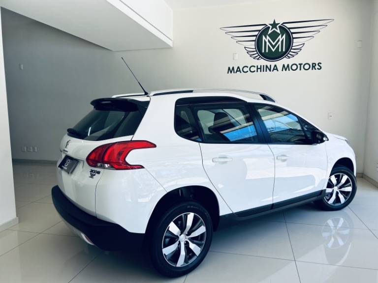 PEUGEOT - 2008 - 2017/2018 - Branca - R$ 59.990,00