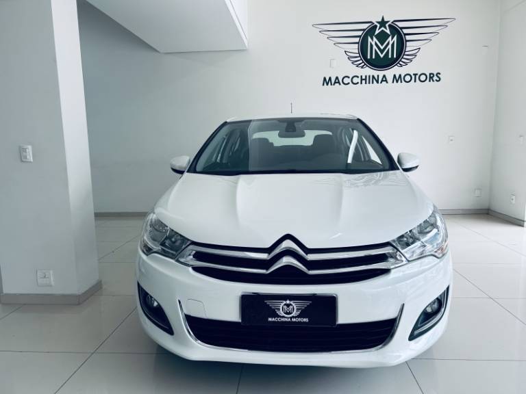 CITROËN - C4 LOUNGE - 2014/2015 - Branca - R$ 48.990,00