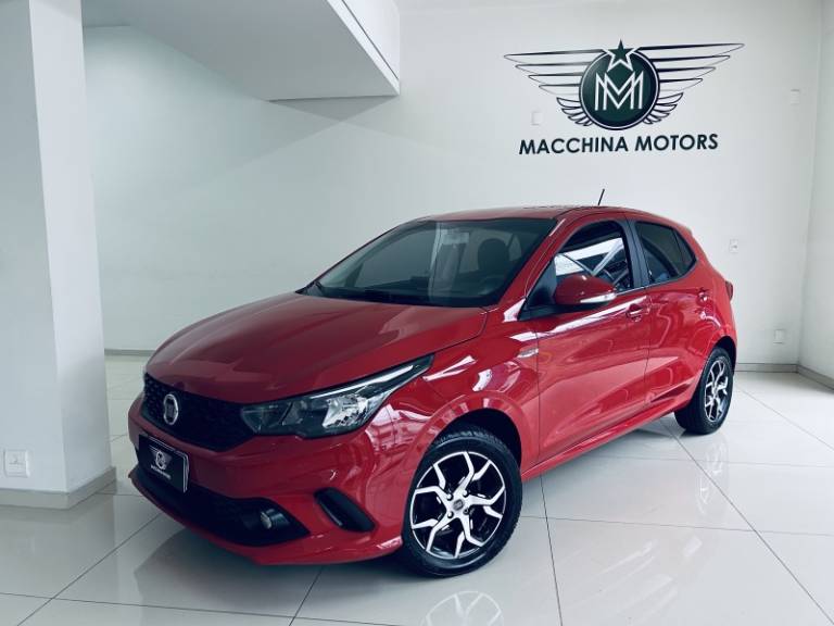 FIAT - ARGO - 2018/2019 - Vermelha - R$ 53.990,00