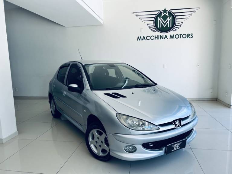 PEUGEOT - 206 - 2006/2007 - Prata - R$ 14.990,00