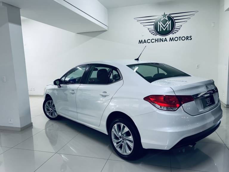 CITROËN - C4 LOUNGE - 2015/2015 - Branca - R$ 49.990,00