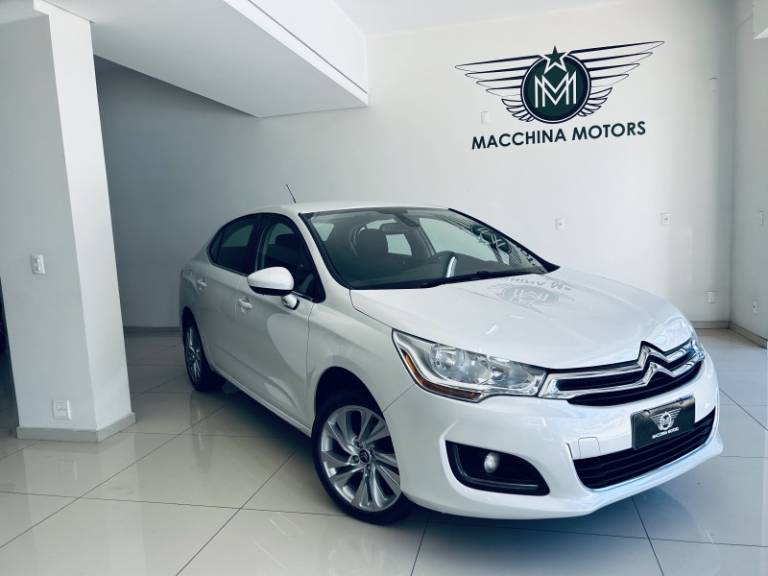 CITROËN - C4 LOUNGE - 2015/2016 - Branca - R$ 53.990,00