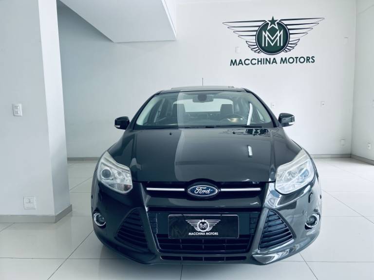 FORD - FOCUS - 2014/2015 - Cinza - R$ 56.990,00