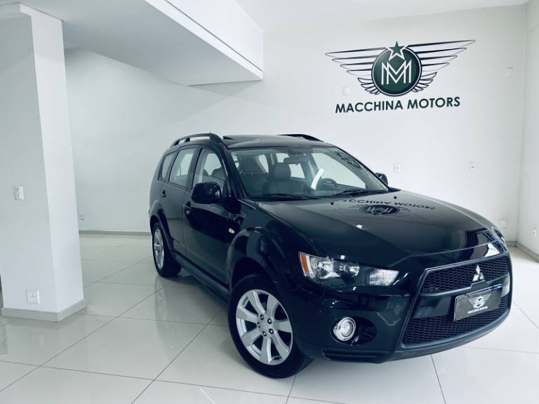 MITSUBISHI - OUTLANDER - 2012/2013 - Preta - R$ 58.990,00