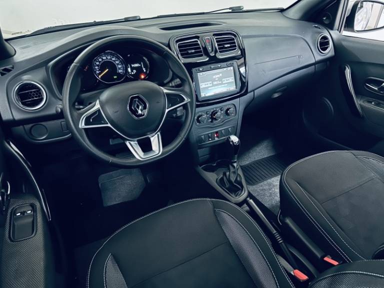 RENAULT - LOGAN - 2019/2020 - Prata - R$ 57.990,00