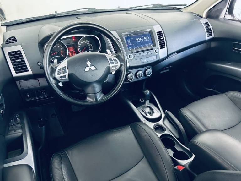 MITSUBISHI - OUTLANDER - 2013/2013 - Prata - R$ 59.990,00