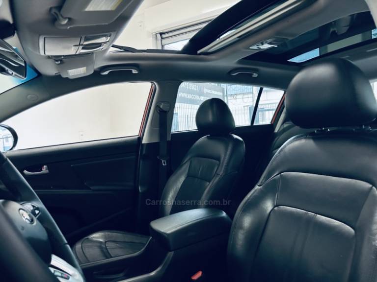 KIA MOTORS - SPORTAGE - 2013/2014 - Laranja - R$ 79.990,00