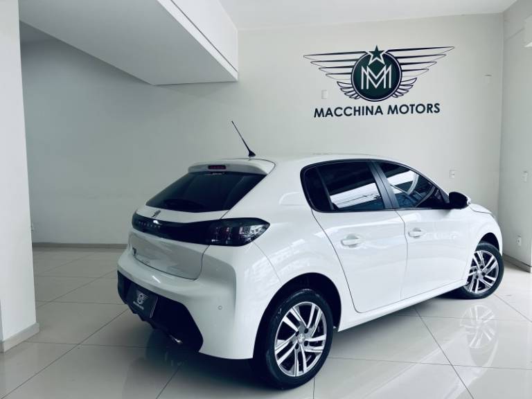 PEUGEOT - 208 - 2021/2022 - Branca - R$ 70.990,00
