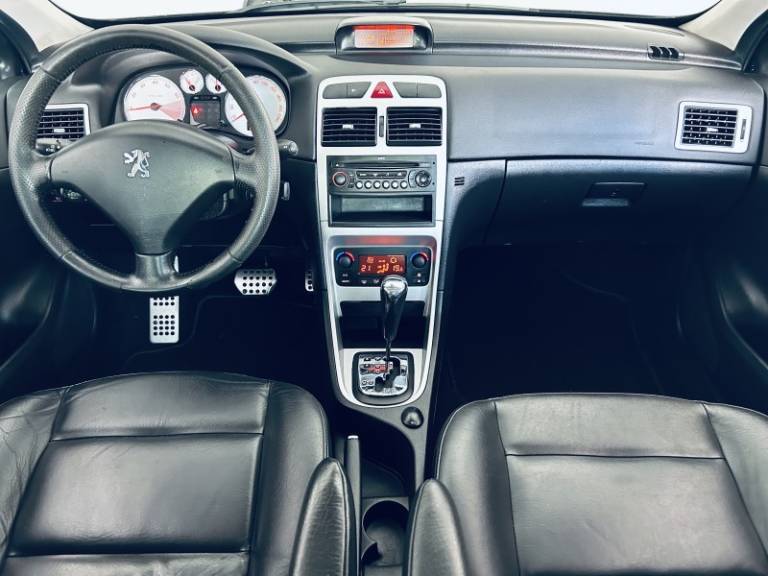 PEUGEOT - 307 - 2009/2010 - Preta - R$ 22.990,00