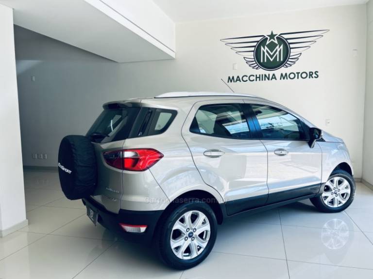 FORD - ECOSPORT - 2014/2015 - Prata - R$ 53.990,00