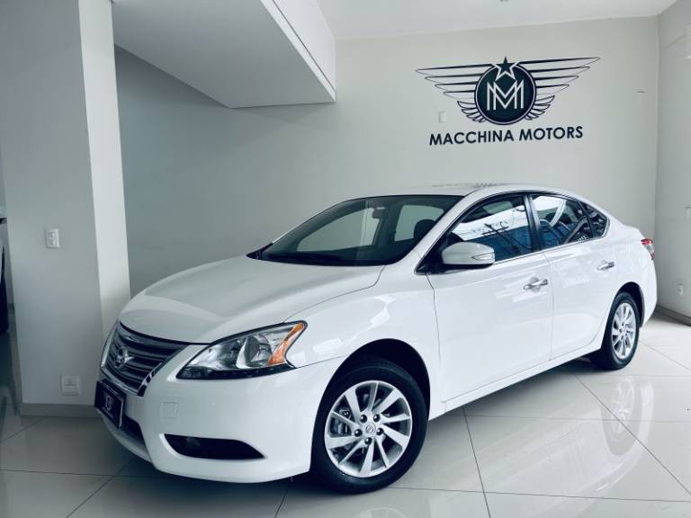 NISSAN - SENTRA - 2013/2014 - Branca - R$ 55.990,00