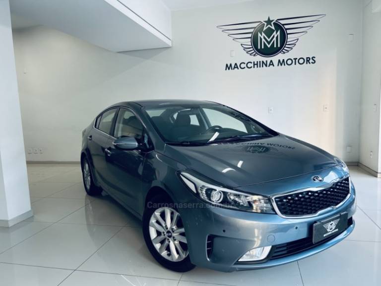 KIA MOTORS - CERATO - 2018/2019 - Cinza - R$ 79.990,00