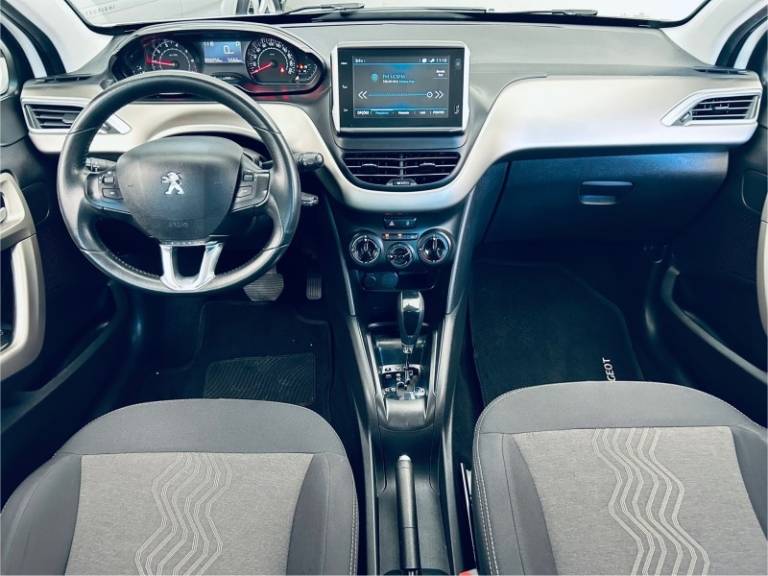 PEUGEOT - 2008 - 2017/2018 - Branca - R$ 59.990,00